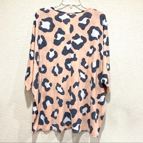 Plus Size Peach Animal Prints Tops (NWT) - Picture 6 of 8